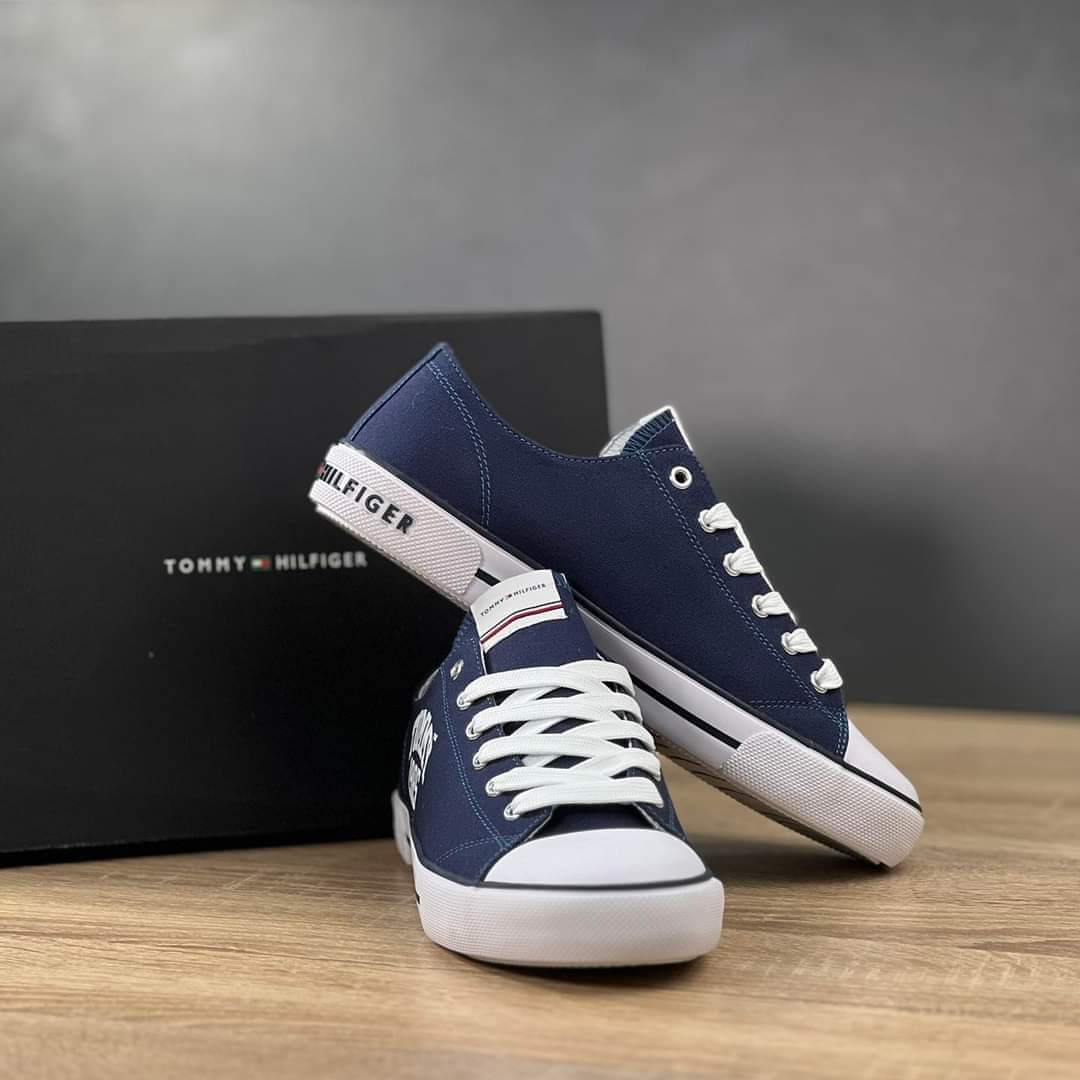 SNEAKER BASSA REF : T3X9-32833-0890800🔹