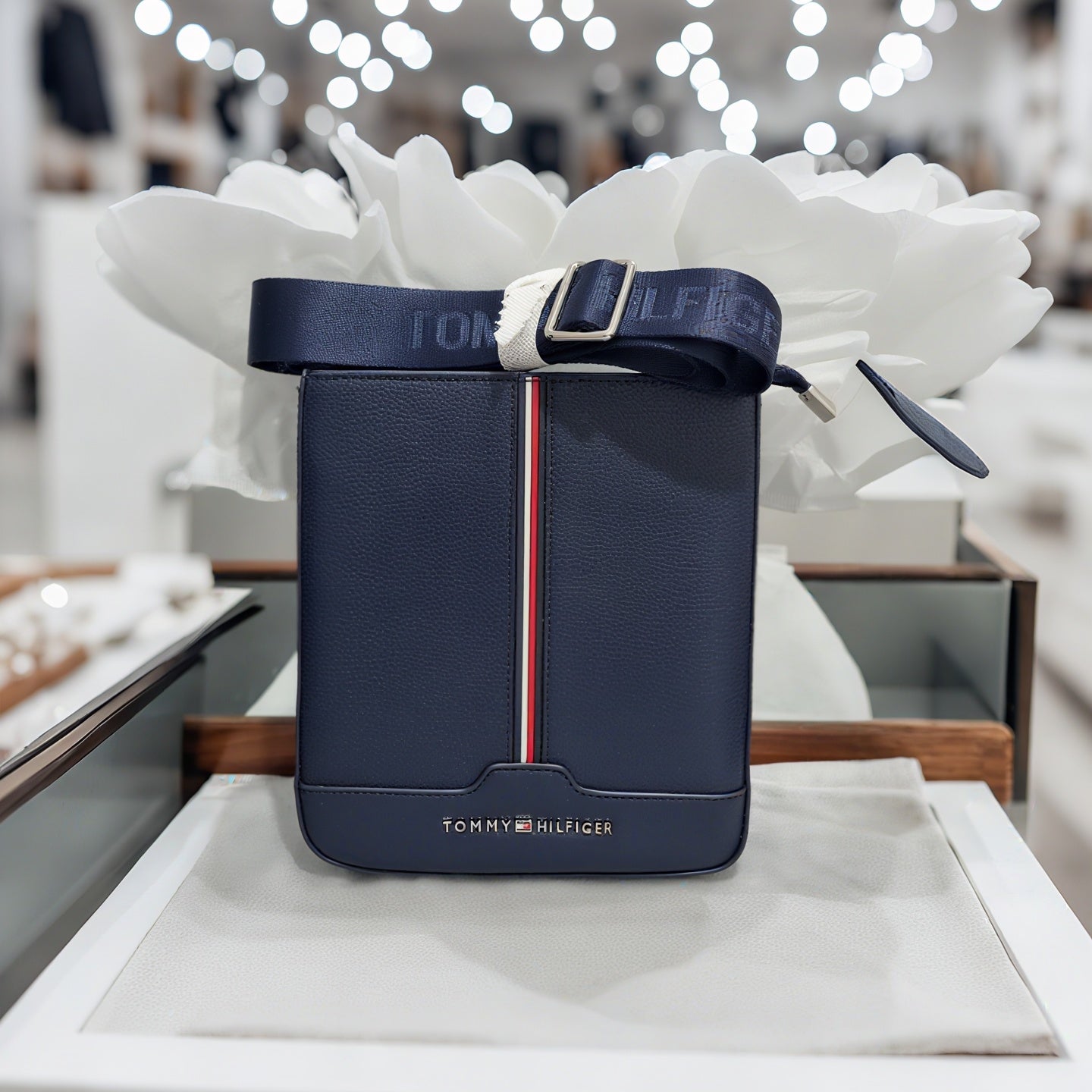 Sacoche sp TOMMY HILFIGER 🔵 REF: 1603 BLEU