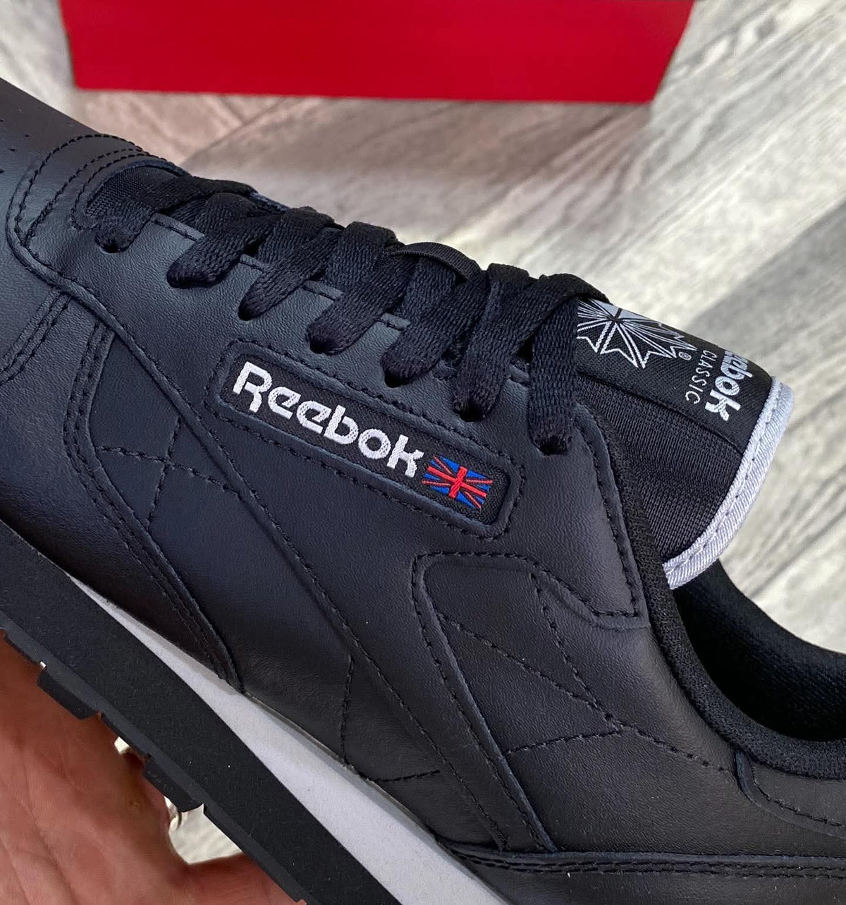 REEBOK 100229428 🔹+46