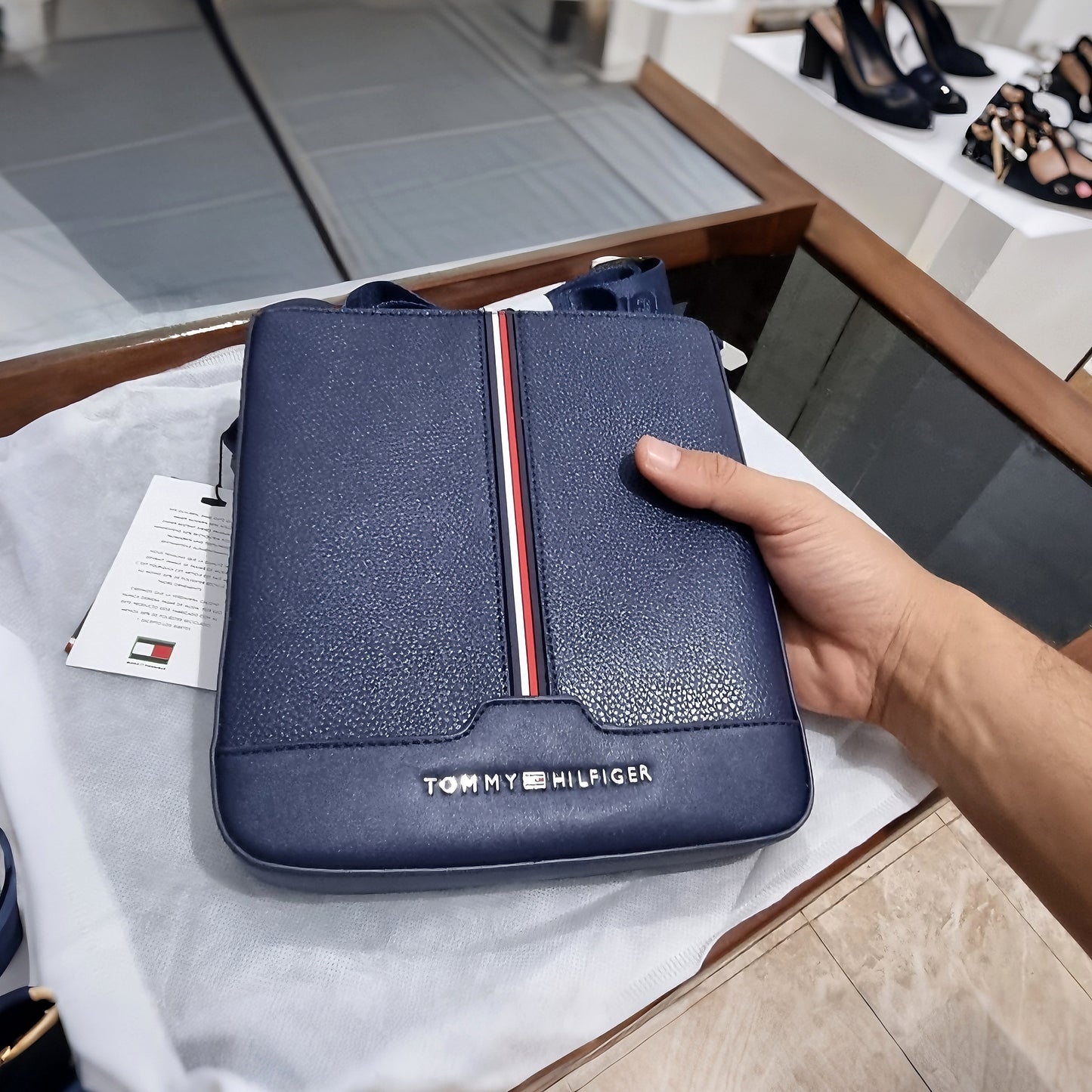 Sacoche sp TOMMY HILFIGER 🔵 REF: 1603 BLEU
