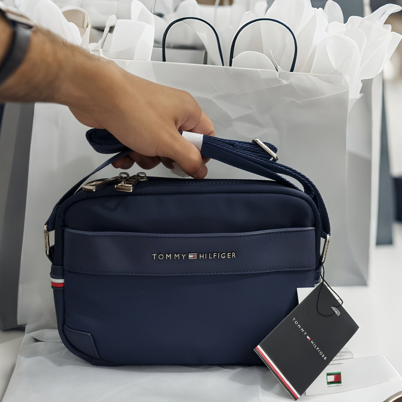 Sacoche sp TOMMY HILFIGER 🔵 REF: 5510 BLEU