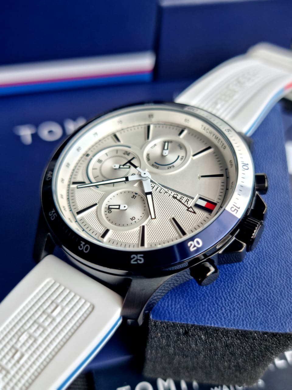 Montre Tommy Hilfiger 2256