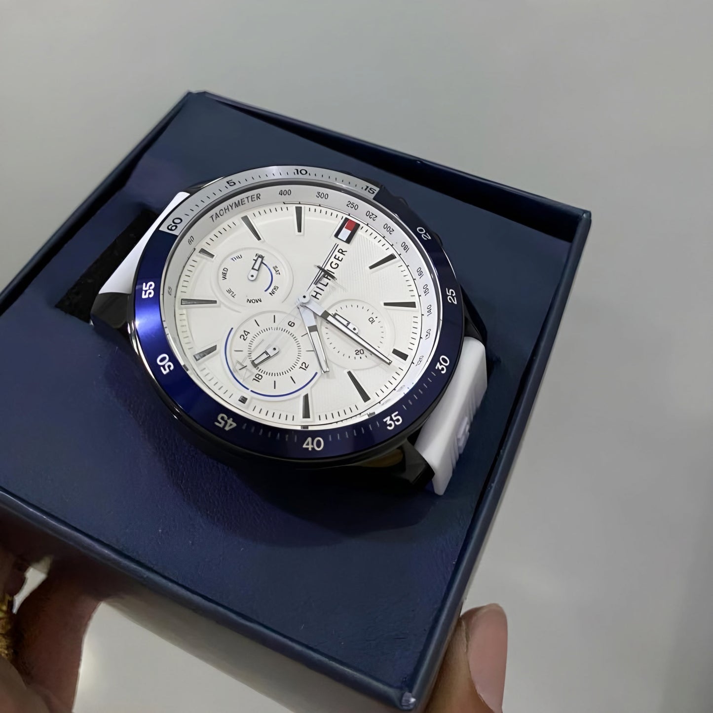 Montre Tommy Hilfiger 2256