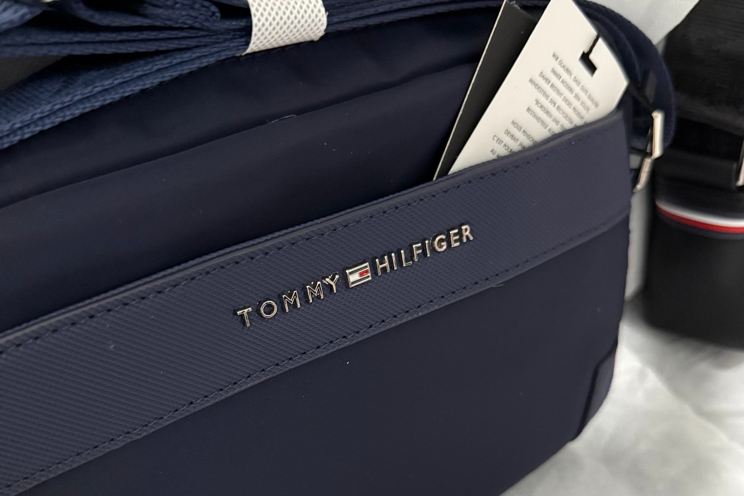 SACOCHE TOMMY HILFIGER