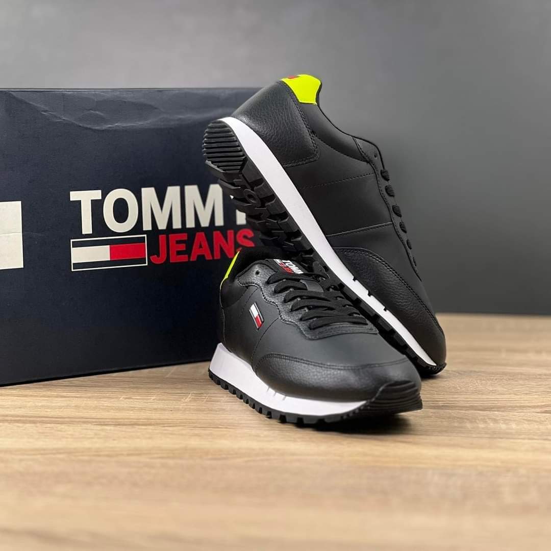 TOMMY HILFIGER SHOES