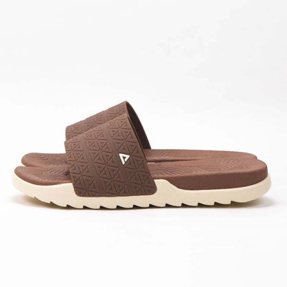 Peak Slippers Brown🔹