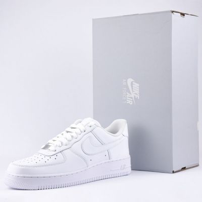 AIR FORCE I TRIPLE WHITE