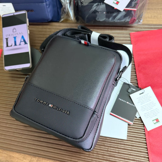 Sacoche sp TOMMY HILFIGER 1 ⚫️  REF: 4557 BLACK