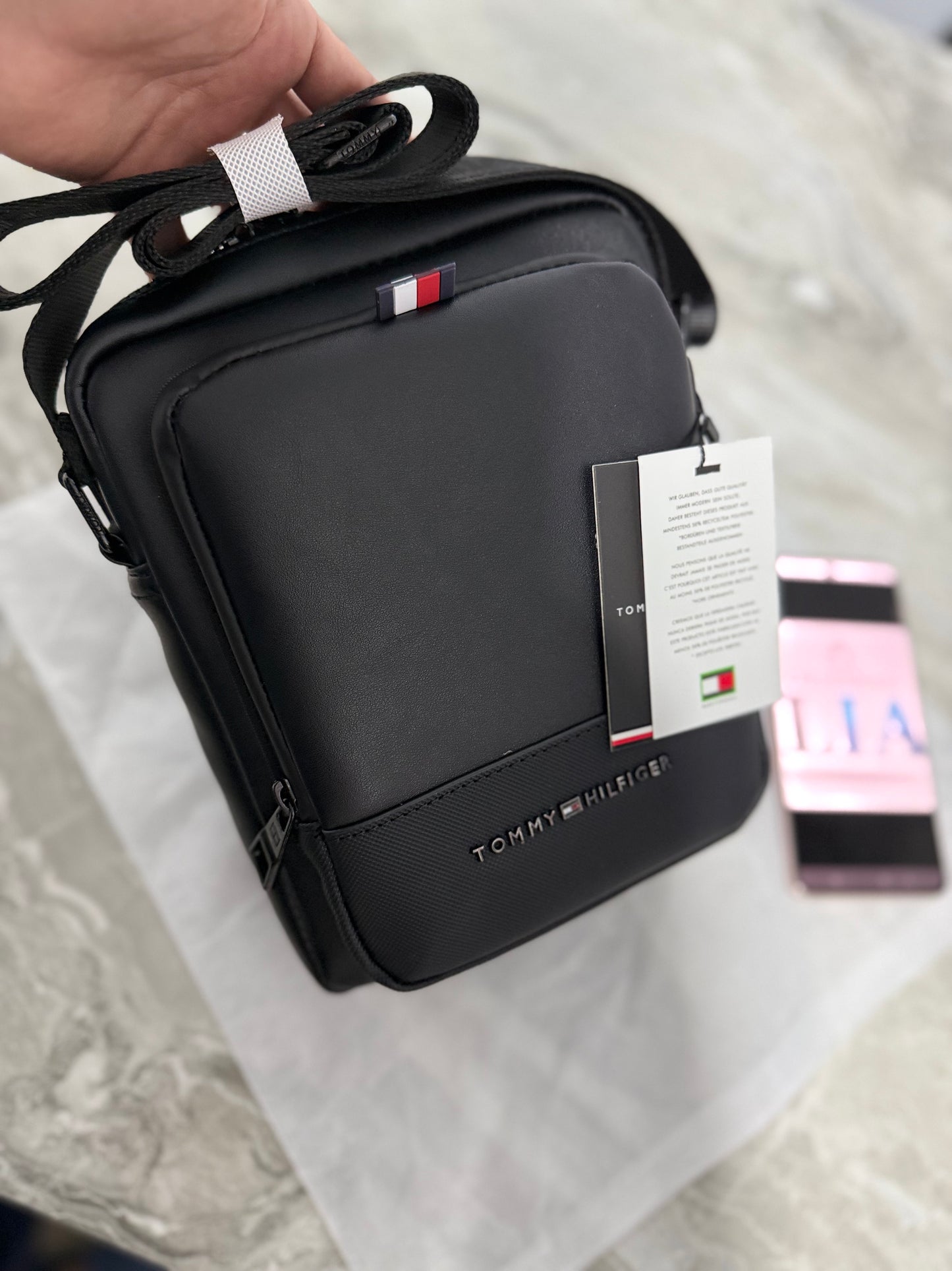 Sacoche sp TOMMY HILFIGER 1 ⚫️  REF: 4557 BLACK