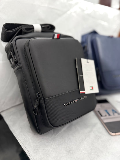 Sacoche sp TOMMY HILFIGER 1 ⚫️  REF: 4557 BLACK