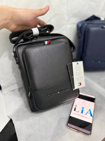 Sacoche sp TOMMY HILFIGER 1 ⚫️  REF: 4557 BLACK