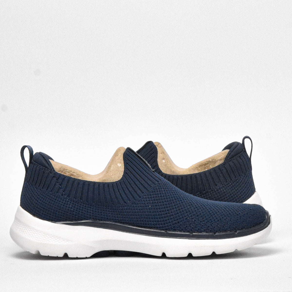 SKECHERS GO WALK 6