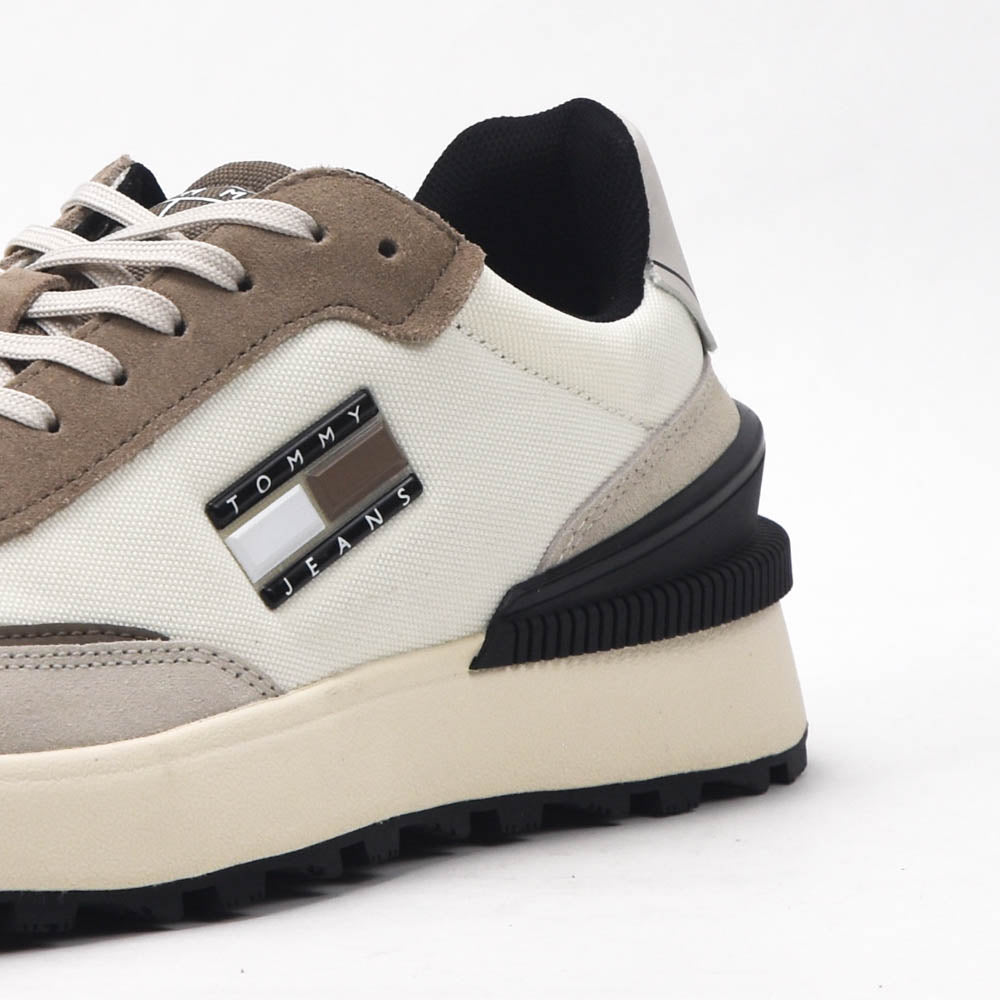TOMMY HILFIGER MARRON CREME  EMOEMO-BIEGE-GRY🔹