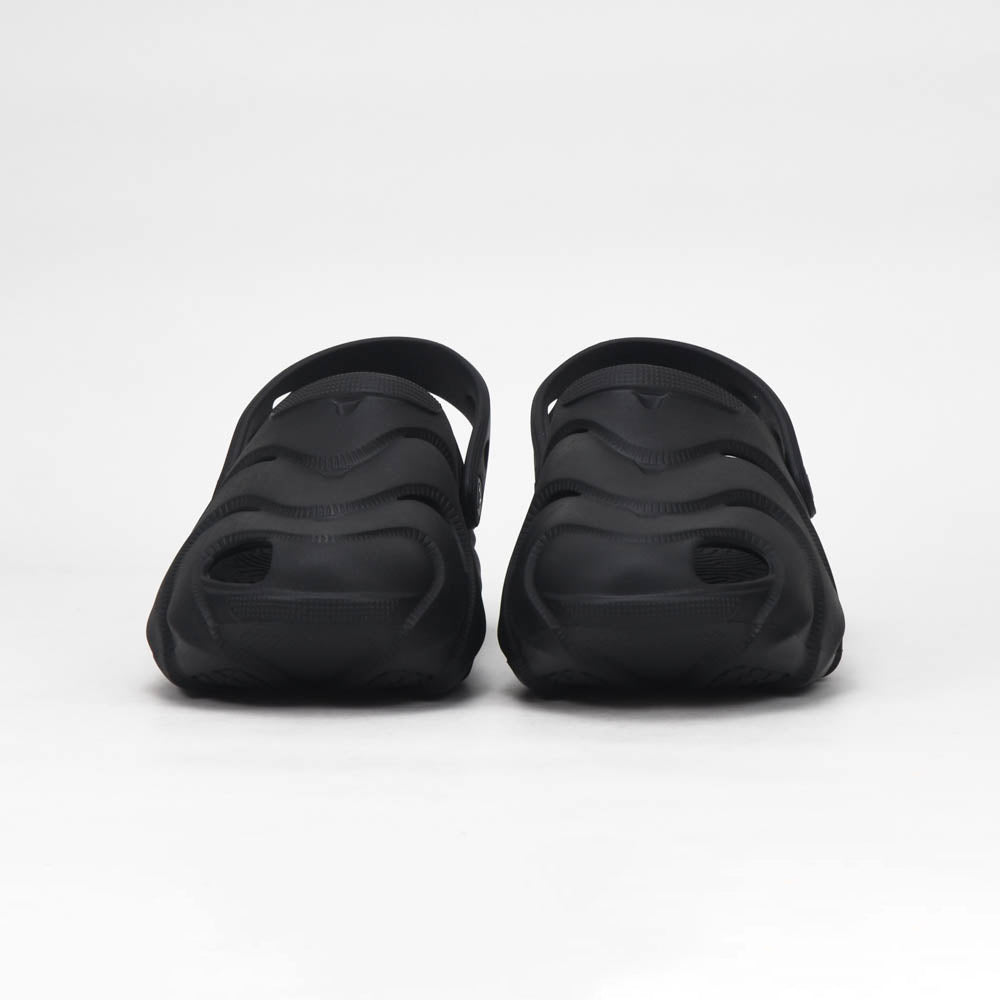 PEAK SLIPPERS SANDALS BLACK🔹