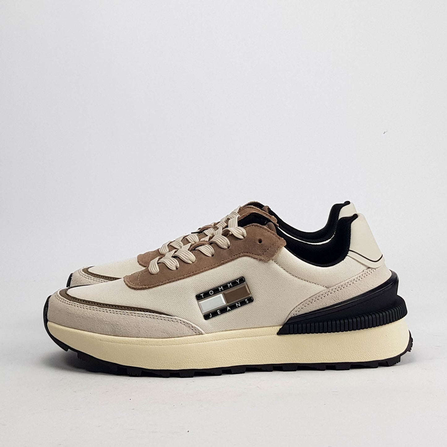 TOMMY HILFIGER MARRON CREME  EMOEMO-BIEGE-GRY🔹