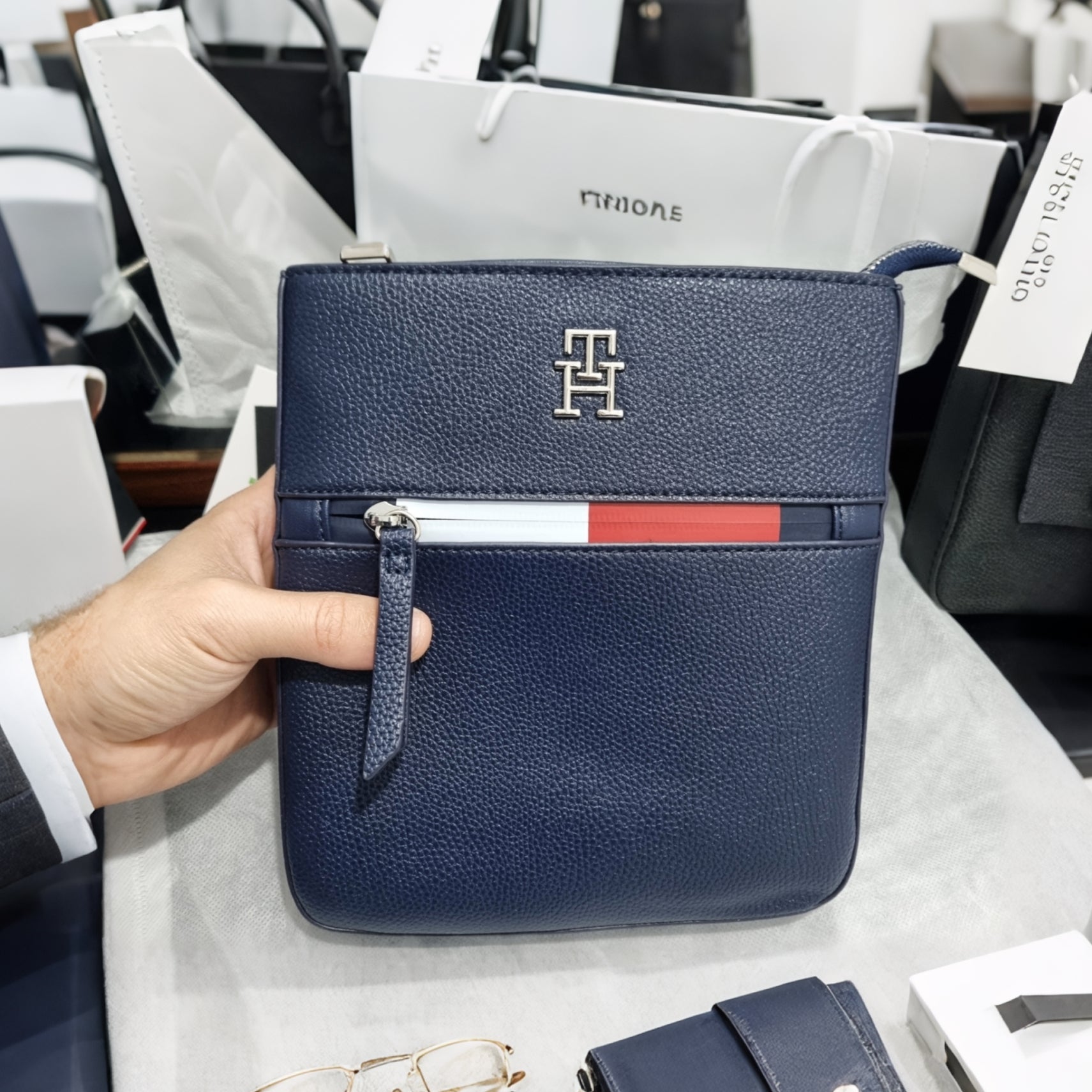 Sacoche sp TOMMY HILFIGER 🔵 REF: TM1046-3  bleu