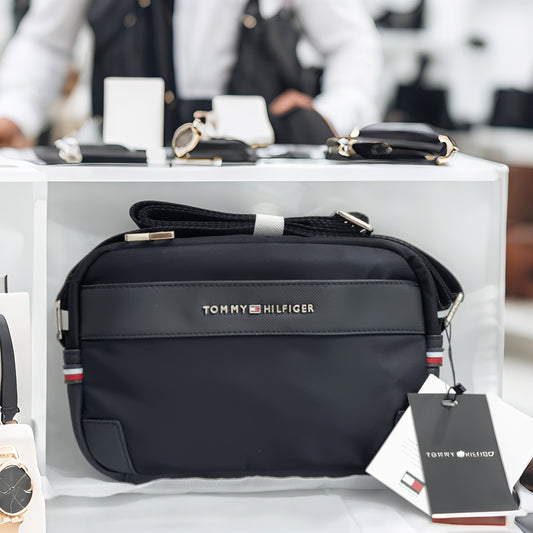 Sacoche sp TOMMY HILFIGER ⚫️  REF: 5519 BLK