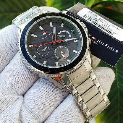 Montre TOMMY HILFIGER AIDEN 1791857 z