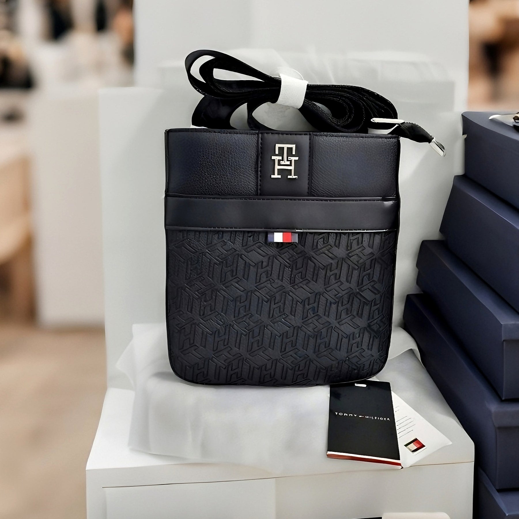 Sacoche sp TOMMY HILFIGER ⚫️ REF: 9700 BLACK