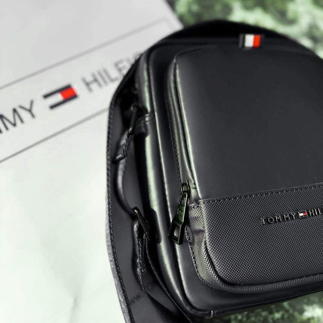 Sacoche sp TOMMY HILFIGER 1 ⚫️  REF: 4557 BLACK