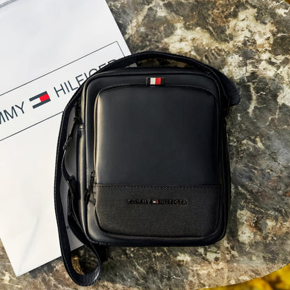 Sacoche sp TOMMY HILFIGER ⚫️  REF: 4557 BLACK