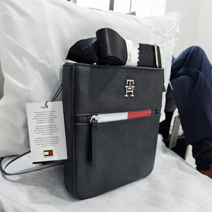 Sacoche sp TOMMY HILFIGER ⚫️ REF: TM1046-3  BLK