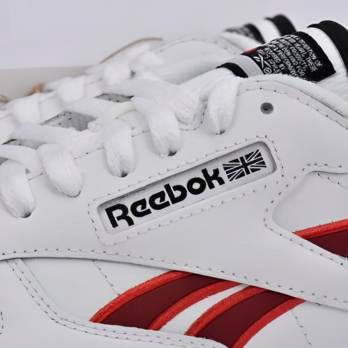 REEBOK CLASSIC LEATHER WHITE/RED/BLACK 100201077