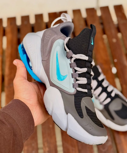 NIKE AIR MAX ALPHA SAVAGE AT3378-040 ✅✅