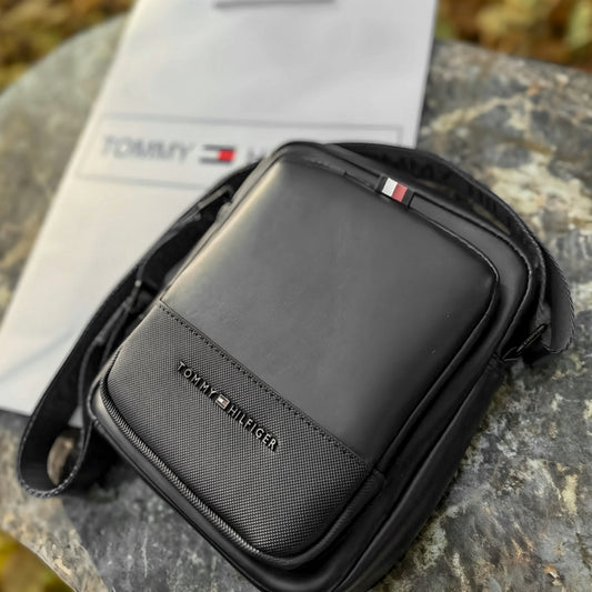 Sacoche sp TOMMY HILFIGER ⚫️  REF: 4557 BLACK