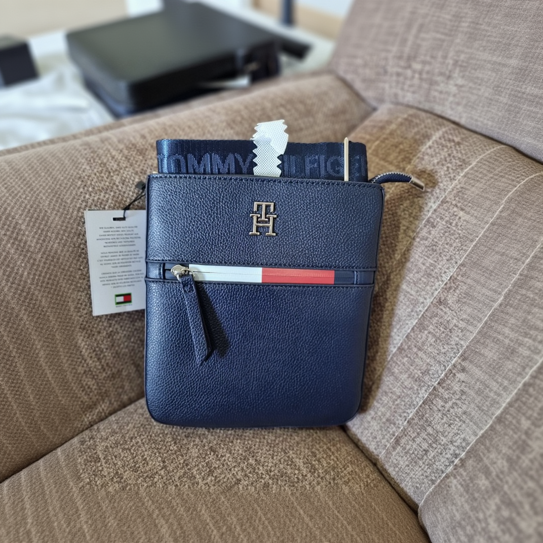 Sacoche sp TOMMY HILFIGER 🔵 REF: TM1046-3  bleu 1